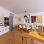 Appartamento Latron 98 *