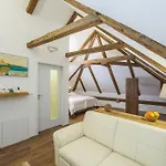 Latron 98 Appartamento *