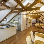 Latron 98 * Český Krumlov