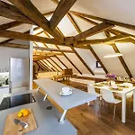 Latron 98 Český Krumlov