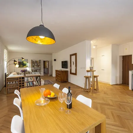 Latron 98 Apartman Český Krumlov