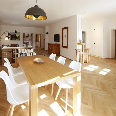 Apartmán Latron 98