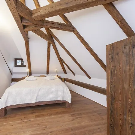 Apartmán Latron 98 *