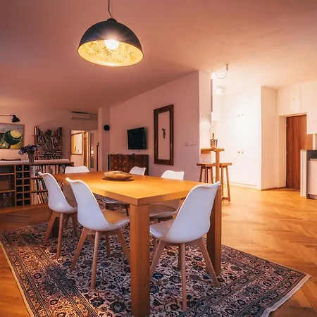 Apartmán Latron 98