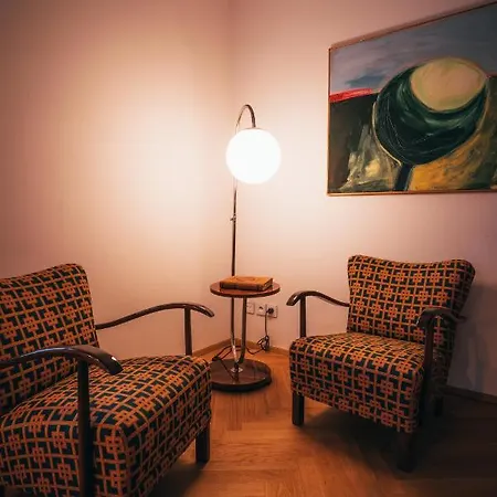 Latron 98 Daire Český Krumlov