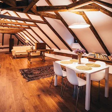 Latron 98 Český Krumlov