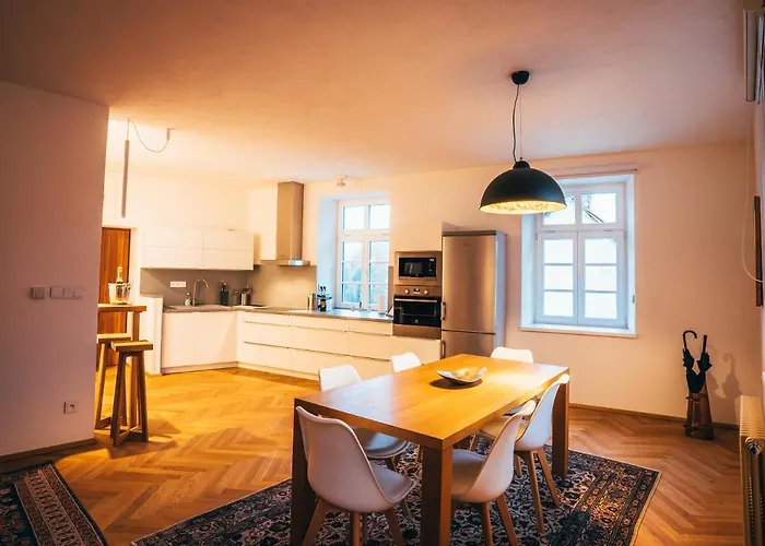 Latron 98 Český Krumlov